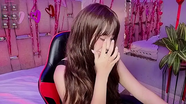 Snapshot of ZharaLux chatting on 9, 2, 2026 ZharaLux online show from 9, 2, 2026