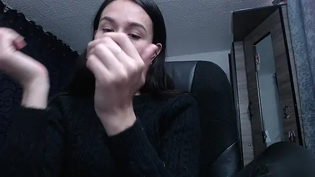 Snapshot of scarlett_vonrose chatting on 6, 11, 2025 scarlett vonrose online show from 6, 11, 2025