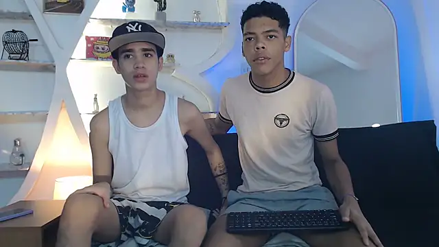 PRETTY FEM online show from 18, 9, 2025