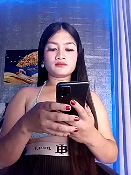 Naughtyalina2 online show from 4, 12, 2025