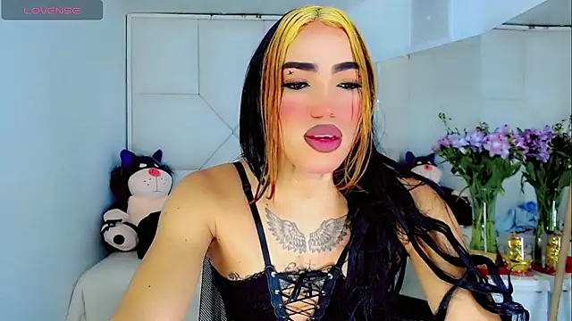 KatyuscaSubmissive online show from 13, 11, 2025