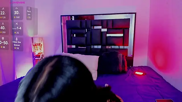 Snapshot of REINA_ADAHARA chatting on 5, 11, 2025 REINA ADAHARA online show from 5, 11, 2025