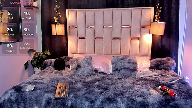 melody-rouss online show from 30, 9, 2025