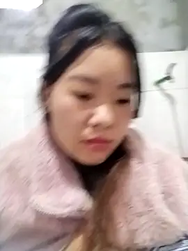 lylylove online show from 25, 10, 2025