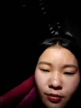 lylylove online show from 2, 11, 2025