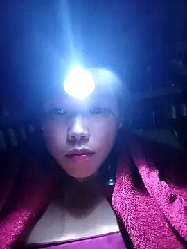 Ngocmi909 online show from 17, 11, 2025