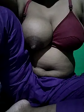 Snapshot of Maya-22 chatting on 26, 9, 2025 Maya-22 online show from 26, 9, 2025