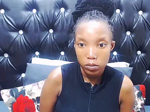 Snapshot of AppleAss02 chatting on 5, 1, 2026 AppleAss02 online show from 5, 1, 2026