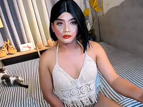 Snapshot of 9IncHugeCockSelfSucker chatting on 17, 10, 2025 9IncHugeCockSelfSucker online show from 17, 10, 2025