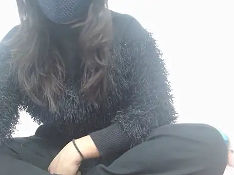 Vaani Singha online show from 4, 12, 2025