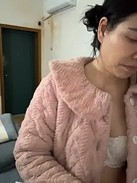 xiiuuff18 online show from 23, 3, 2026