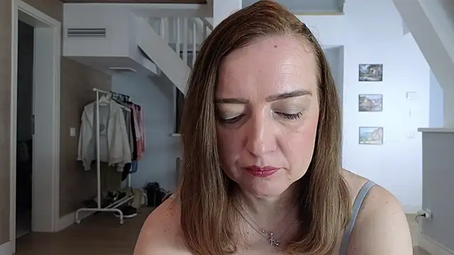 Blue Angel Sweet online show from 15, 4, 2026