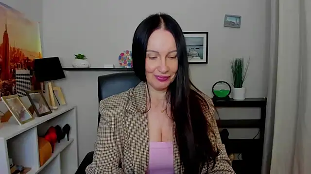 Velvet Jasmine online show from 27, 10, 2025