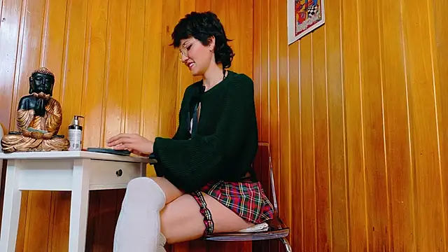 Zafiro Gem  online show from 21, 10, 2025