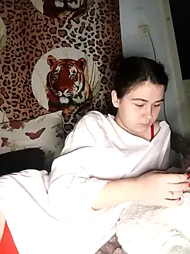 ToryTayler online show from 17, 10, 2025