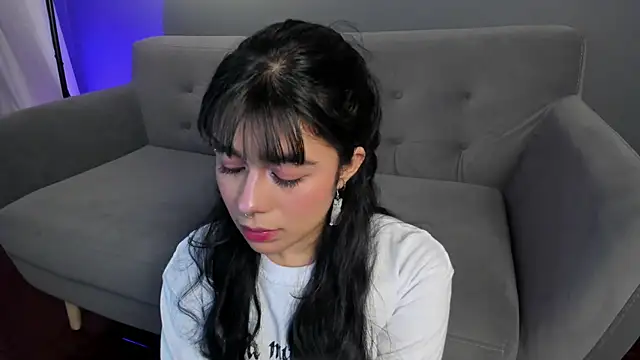 flower smith  online show from 29, 3, 2026