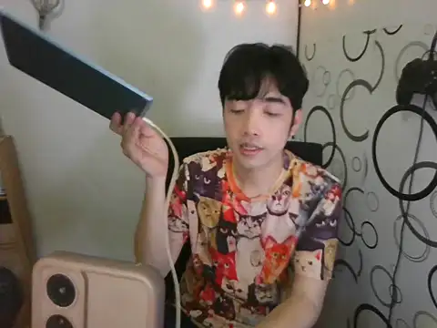 Snapshot of moaman190 chatting on 16, 10, 2025 moaman190 online show from 16, 10, 2025