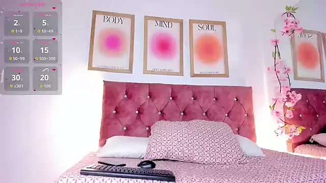 Snapshot of GabiHills chatting on 16, 12, 2025 GabiHills online show from 16, 12, 2025