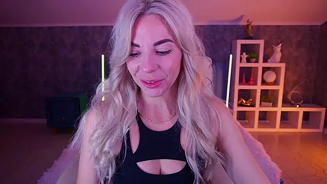 BellaRayyy online show from 21, 4, 2026