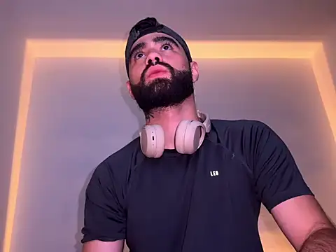 zack sullivan22 online show from 24, 9, 2025