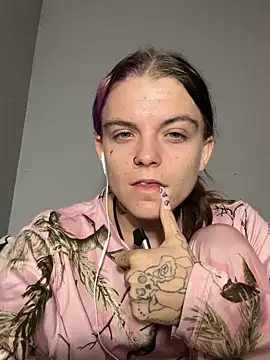 ittybittymeryssa online show from 11, 11, 2025