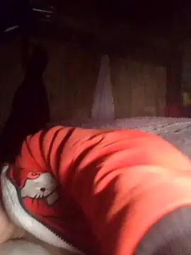  YooY  online show from 24, 11, 2025