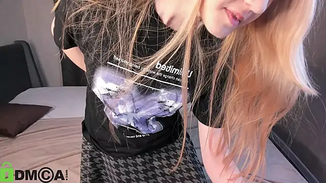 Sylvia Ortiz online show from 8, 10, 2025