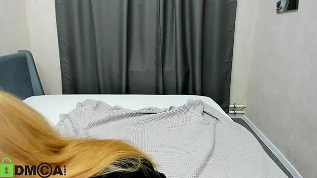 Sylvia Ortiz online show from 19, 10, 2025