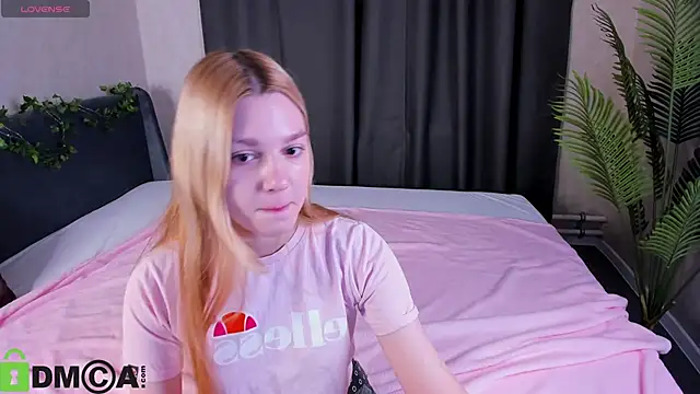 Sylvia Ortiz online show from 2, 11, 2025