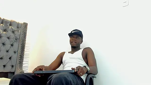 Snapshot of DOUGLAS_099 chatting on 20, 9, 2025 DOUGLAS 099 online show from 20, 9, 2025