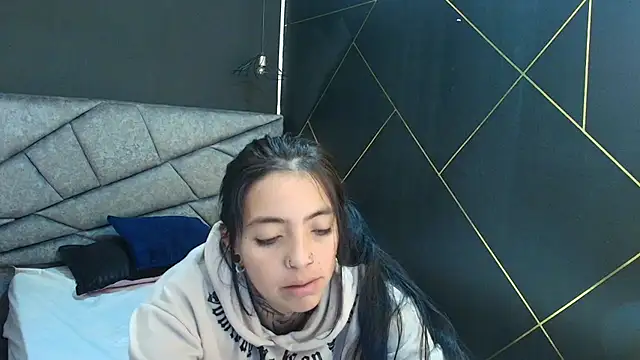 LiaMonroee  online show from 1, 12, 2025