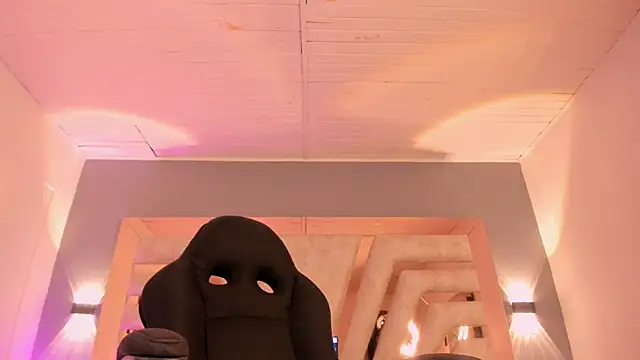 BellaBoobs  online show from 8, 4, 2026