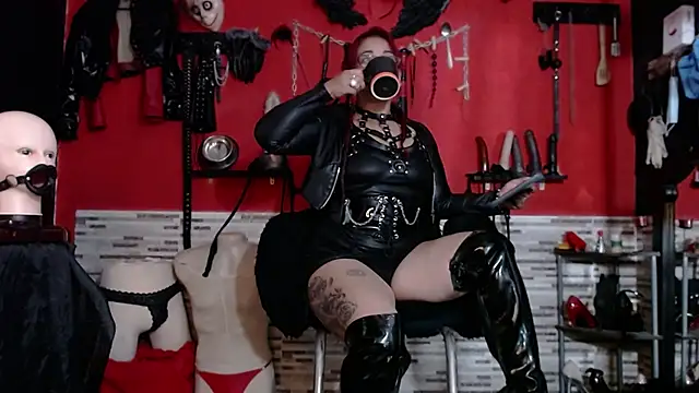 Miss Mirandaa online show from 14, 5, 2026