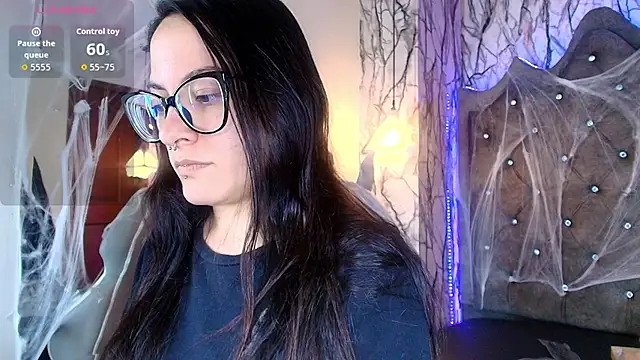 Zami Escobar of online show from 24, 10, 2025