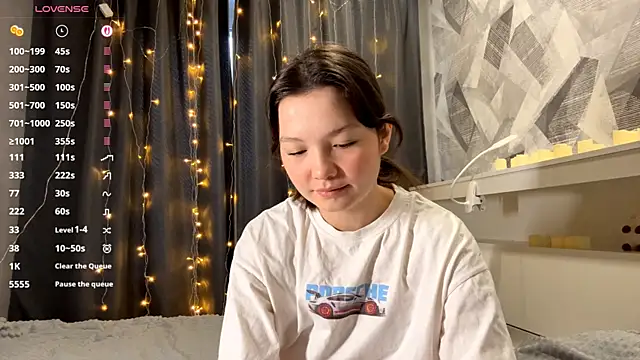 KiraVelvet online show from 30, 11, 2025