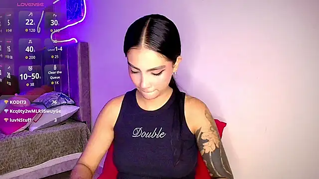 Snapshot of mia_yireth chatting on 7, 5, 2026 mia yireth online show from 7, 5, 2026