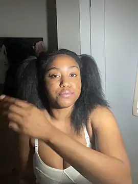 princesslivv online show from 27, 3, 2026