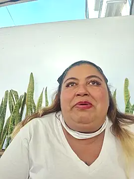 curvy diva  online show from 22, 9, 2025