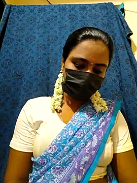 mini-queen online show from 18, 11, 2025