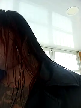Snapshot of snow_belle chatting on 1, 10, 2025 snow belle online show from 1, 10, 2025