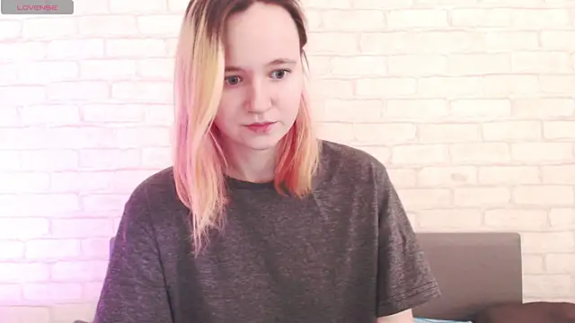 Ericha Stone online show from 31, 3, 2026