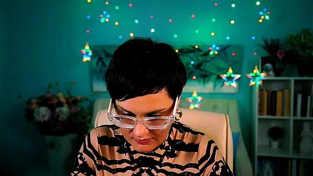 LauraDavidsons online show from 29, 10, 2025