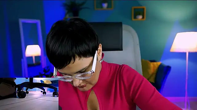 LauraDavidsons online show from 14, 12, 2025