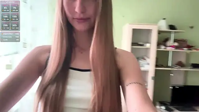 SweetJinny88 online show from 28, 10, 2025