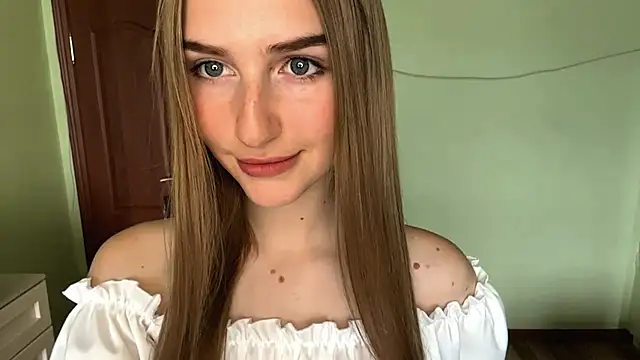 SweetJinny88 online show from 28, 5, 2026