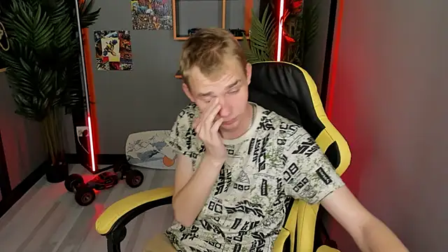 Snapshot of TimBlaks chatting on 10, 10, 2025 TimBlaks online show from 10, 10, 2025