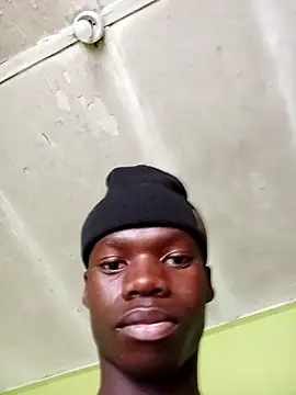 Snapshot of phumlanisanka chatting on 18, 10, 2025 phumlanisanka online show from 18, 10, 2025