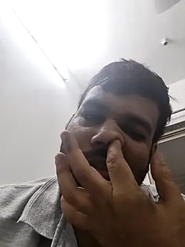 Snapshot of vinay_smalldick chatting on 13, 11, 2025 vinay smalldick online show from 13, 11, 2025