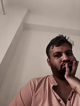 vinay smalldick online show from 22, 5, 2026