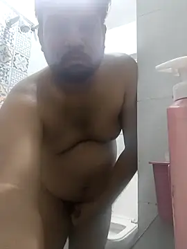 Snapshot of vinay_smalldick chatting on 17, 6, 2026 vinay smalldick online show from 17, 6, 2026